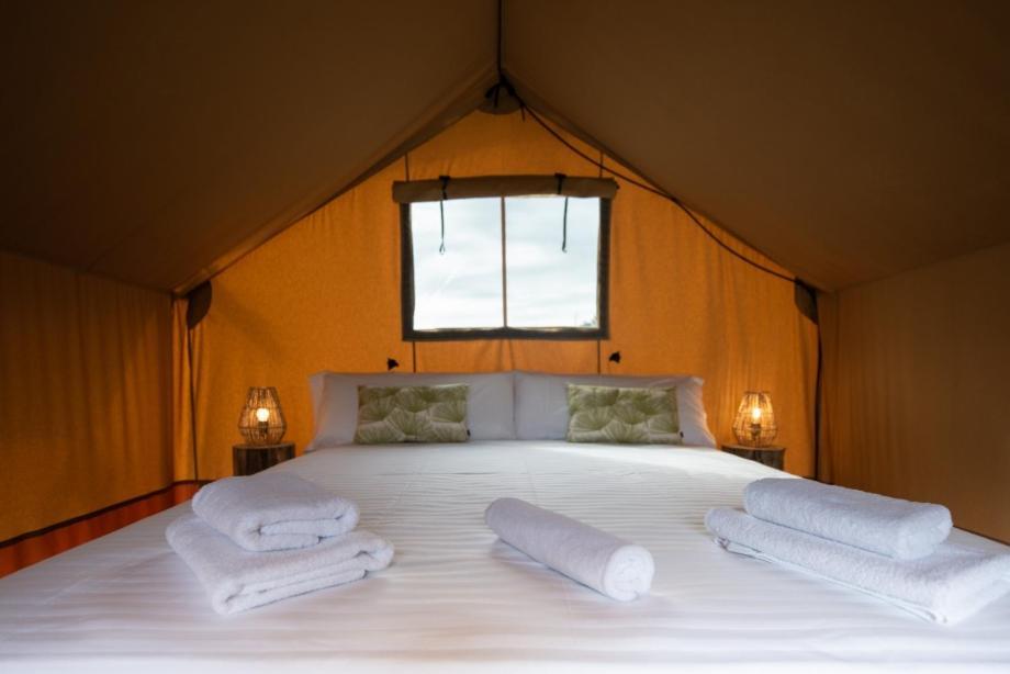 Hostal La Salut De Terrades Luaran gambar