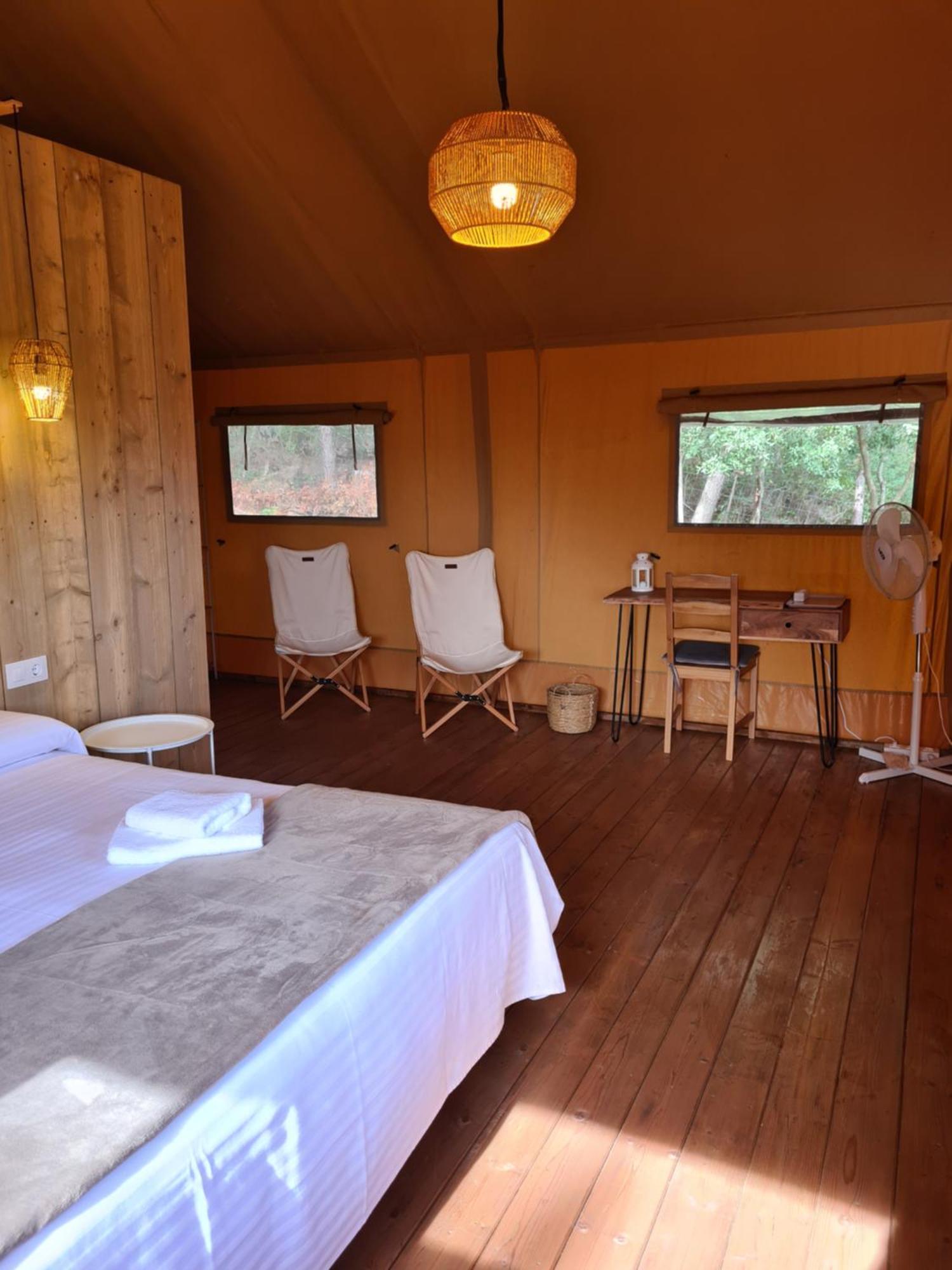Hostal La Salut De Terrades Luaran gambar