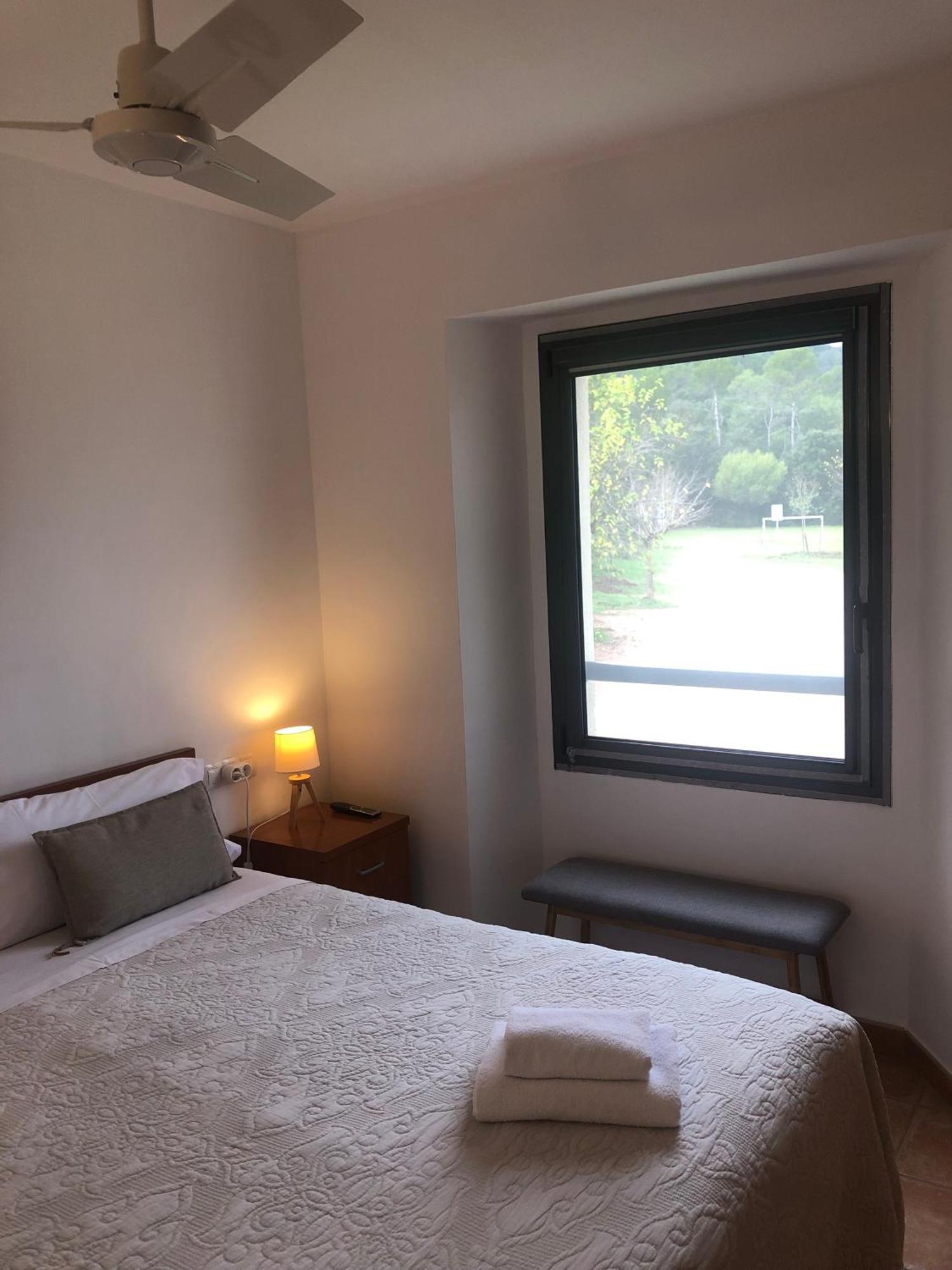 Hostal La Salut De Terrades Luaran gambar